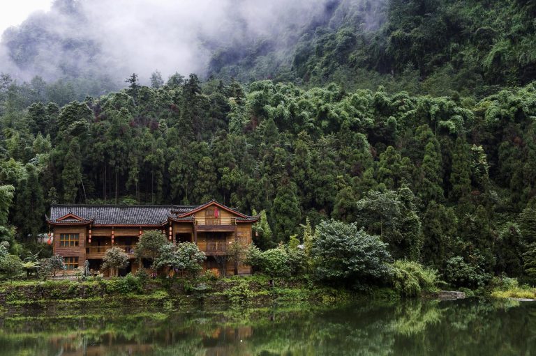 Qingyin pavillon in Mt. Emei